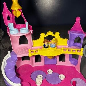 Disney Princess Little People Musical Dancing Palace 2014 Fisher-Price w/Figures